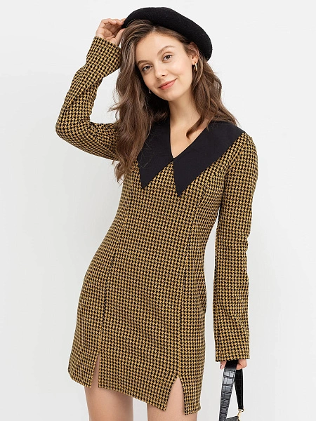 картинка Платье мини с широким воротником от магазина стильной одежды Mark Formelle