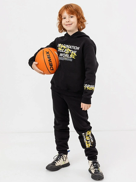 картинка Брюки для мальчиков теплые черные от магазина одежды для мальчиков от бренда Mark Formelle