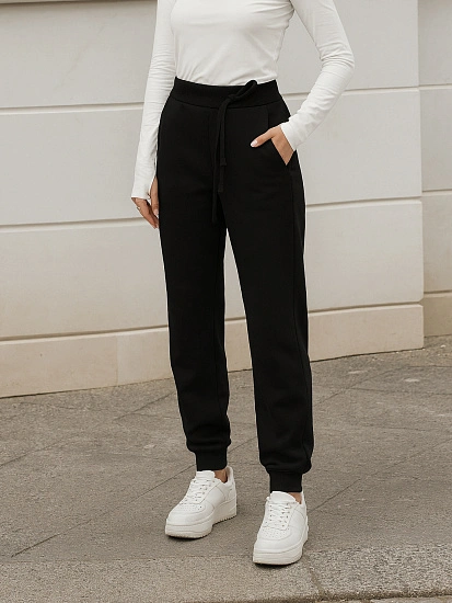 картинка Брюки женские черные  от магазина стильной одежды Mark Formelle