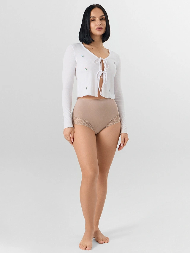 Трусы женские макси бежевые с кружевными деталями - 6