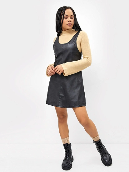 картинка Сарафан женский из экокожи в черном цвете от магазина стильной одежды Mark Formelle