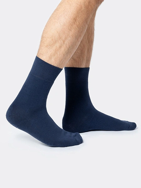 картинка Носки мужские махровые в темно-синем цвете  от магазина мужской одежды Mark Formelle