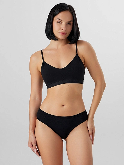 картинка Трусы женские бразилиана в черном оттенке от магазина стильной одежды Mark Formelle