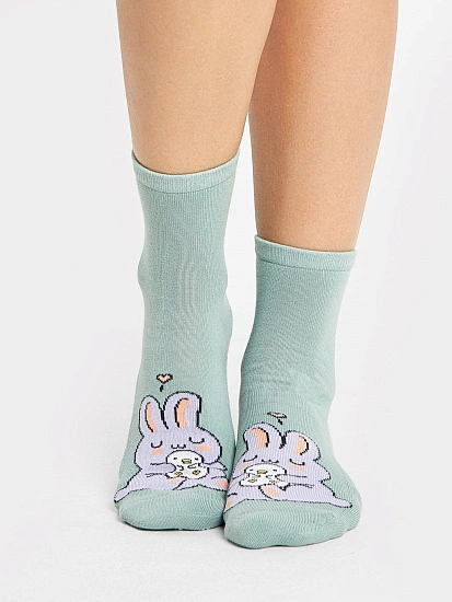 картинка Носки женские зеленые с рисунком в виде барашков от магазина стильной одежды Mark Formelle