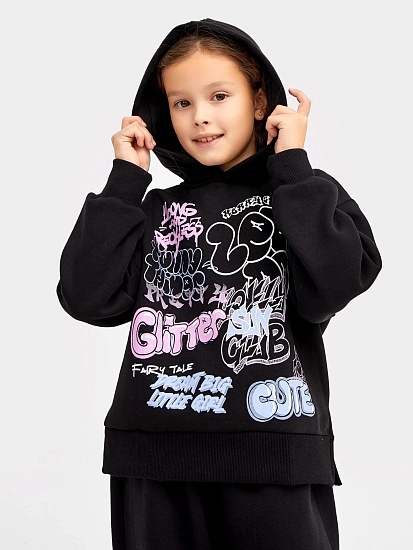 картинка Худи для девочек черное с печатью от известного бренда одежды для девочек Mark Formelle