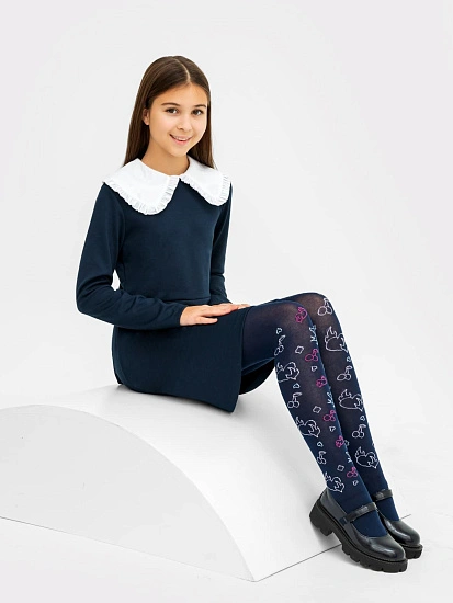 картинка Колготки детские темно-синие с плюшевым следом и рисунком в виде надписей от известного бренда одежды для девочек Mark Formelle