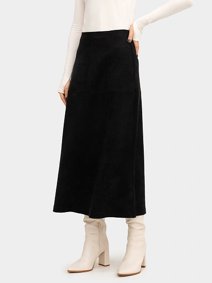 картинка Юбка женская в черном цвете "под замшу" от магазина стильной одежды Mark Formelle
