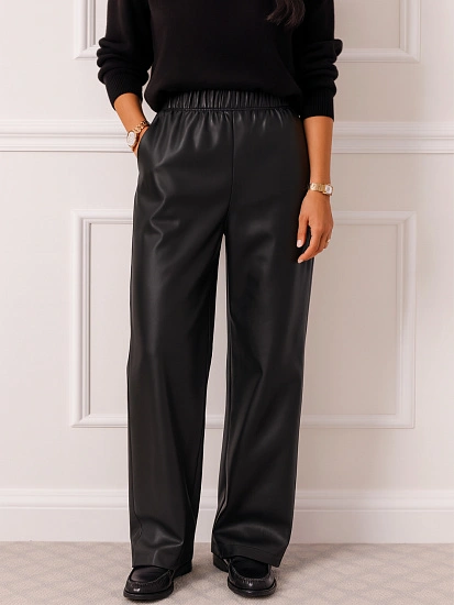 картинка Брюки женские черные из экокожи от магазина стильной одежды Mark Formelle