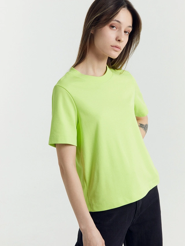 Футболка женская в ярко-салатовом цвете - 2