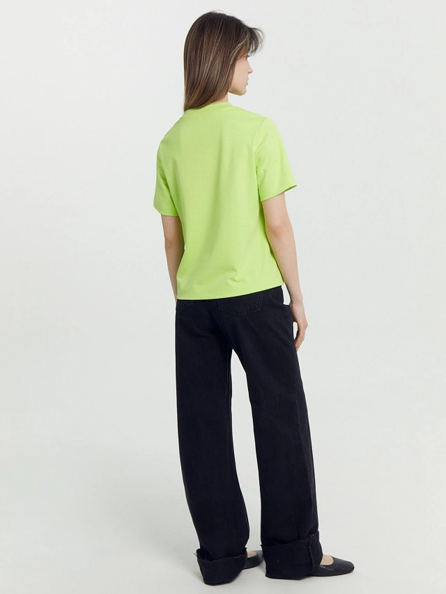 Футболка женская в ярко-салатовом цвете - 5