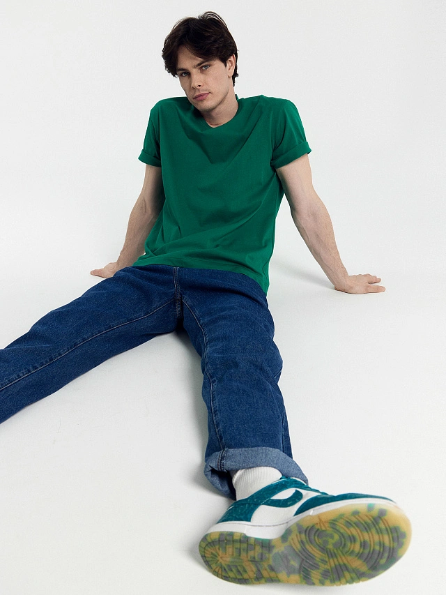 Футболка мужская в изумрудно-зеленом цвете - 7