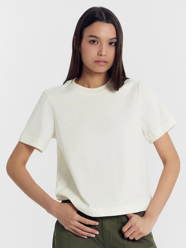 Футболка женская в белом цвете - 6