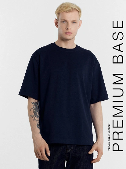 картинка Футболка мужская в синем цвете  от магазина мужской одежды Mark Formelle