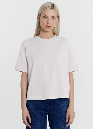 картинка Футболка женская в розовом оттенке от магазина стильной одежды Mark Formelle