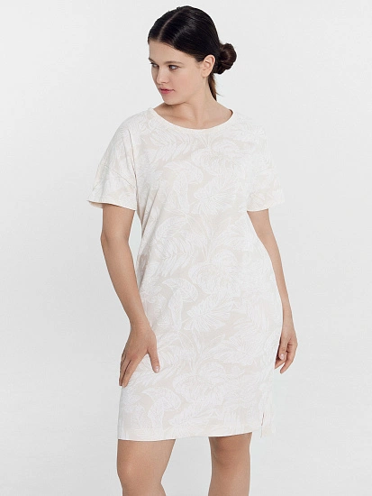 картинка Сорочка ночная женская молочная с принтом "тропики" от магазина стильной одежды Mark Formelle