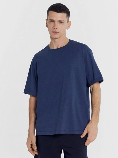 картинка Футболка мужская в синем цвете  от магазина мужской одежды Mark Formelle