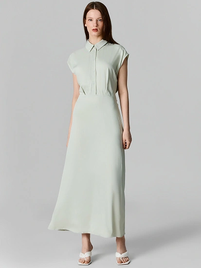 картинка Платье женское в пыльно-зеленом оттенке  от магазина стильной одежды Mark Formelle