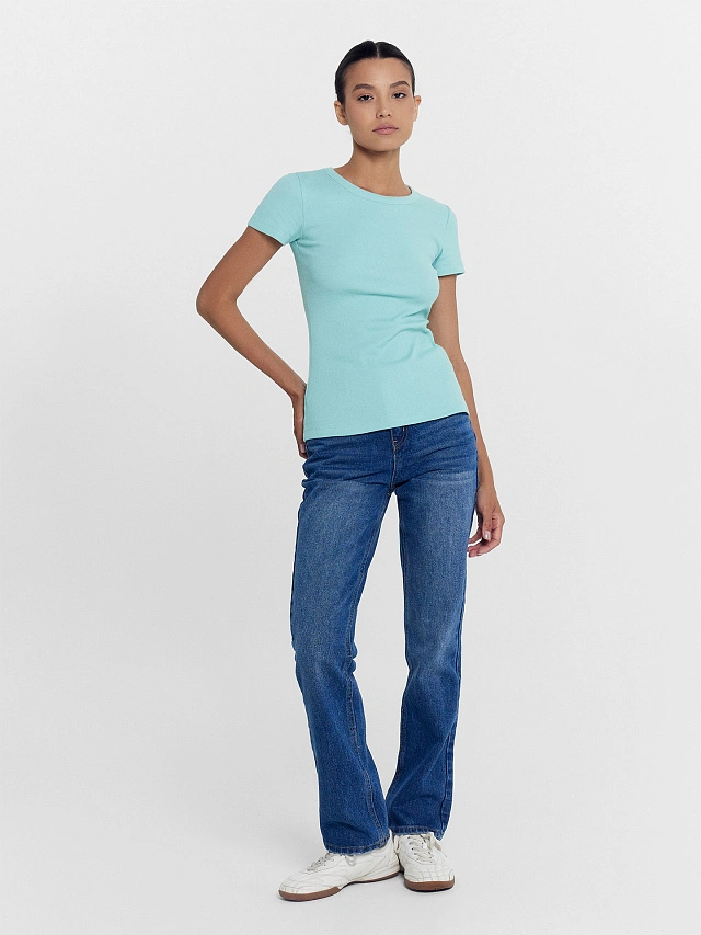 Футболка женская в голубом оттенке - 3