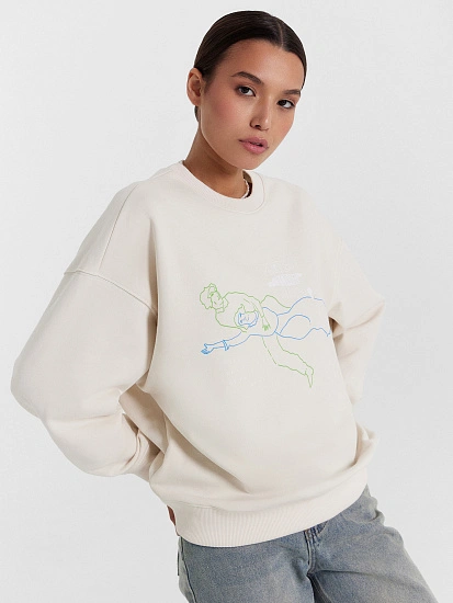 картинка Свитшот женский бело-бежевый с печатью от магазина стильной одежды Mark Formelle