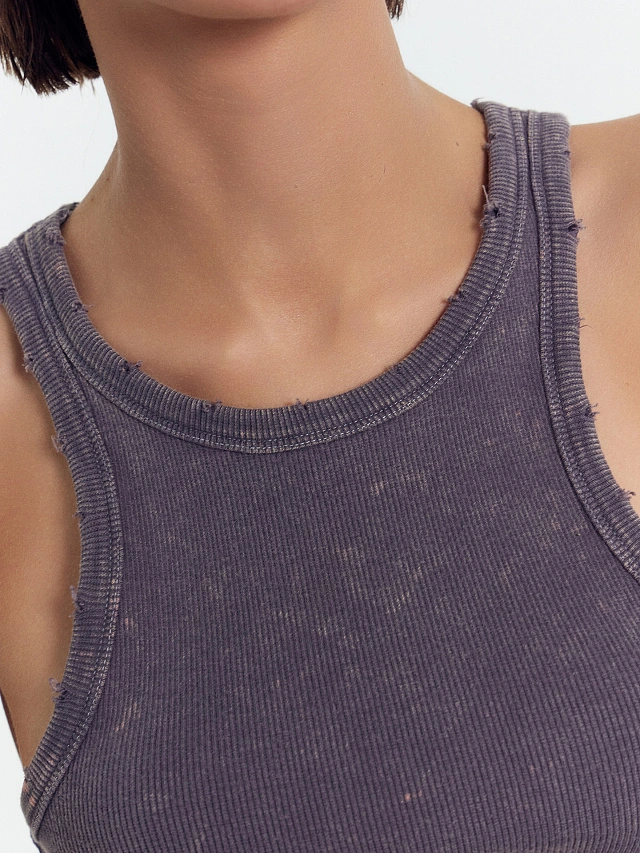 Топ женский в сером цвете - 4