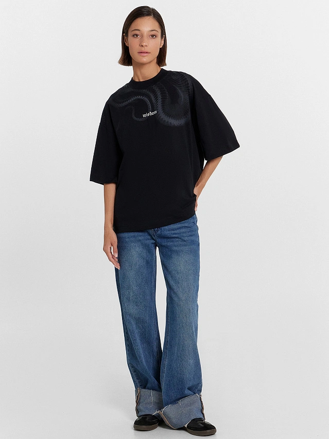 Футболка женская черная с печатью - 7