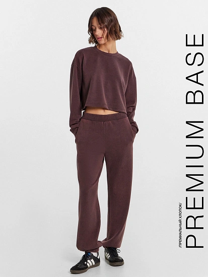 картинка Комплект женский (джемпер, брюки) шоколадный с дизайнерским принтом  от магазина стильной одежды Mark Formelle