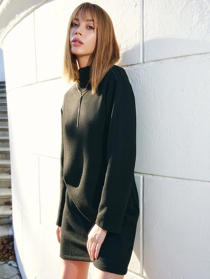 картинка Платье женское мини в черном цвете  от магазина стильной одежды Mark Formelle