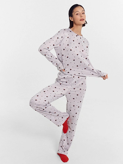 картинка Комплект женский (джемпер, брюки) светло-серый с ушками Минни Маус и горошками  от магазина стильной одежды Mark Formelle