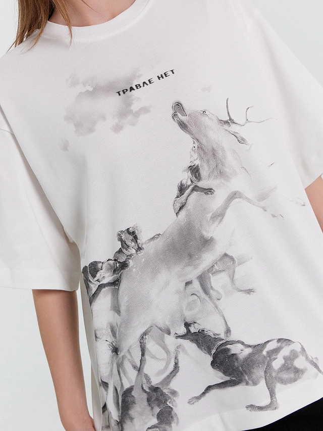 Футболка женская белая с печатью - 4