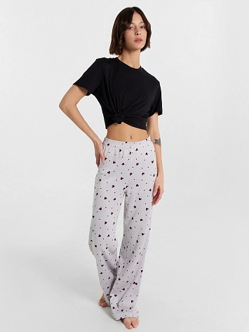 Брюки женские светло-серые с принтом в виде ушек минни маус