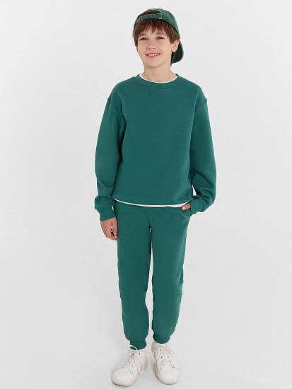 картинка Комплект для мальчиков (джемпер, брюки) в изумрудном цвете  от магазина одежды для мальчиков от бренда Mark Formelle