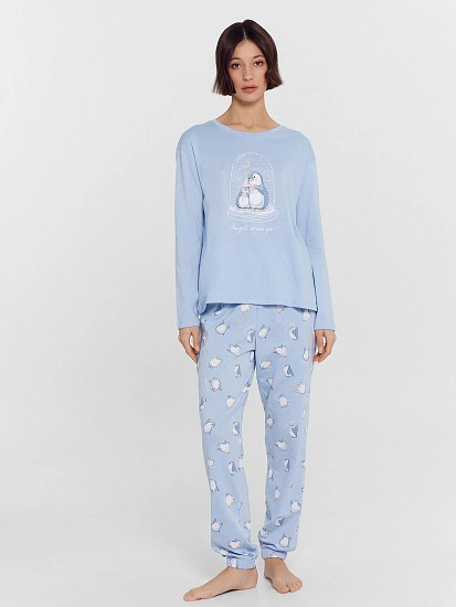картинка Пижама женская голубая с принтом "пингвины " от магазина стильной одежды Mark Formelle