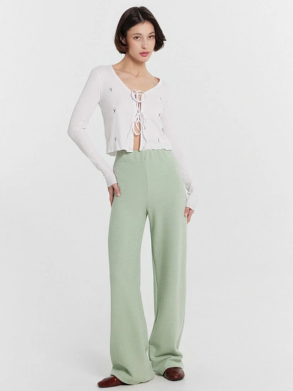 картинка Брюки женские зеленые  от магазина стильной одежды Mark Formelle