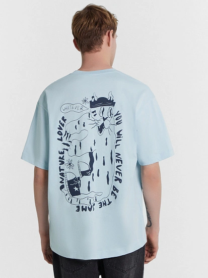 картинка Футболка мужская голубая  с принтом и надписью "You will never be the same " от магазина мужской одежды Mark Formelle