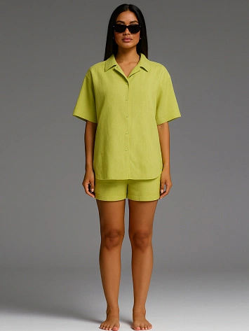 Комплект женский (жакет, шорты)