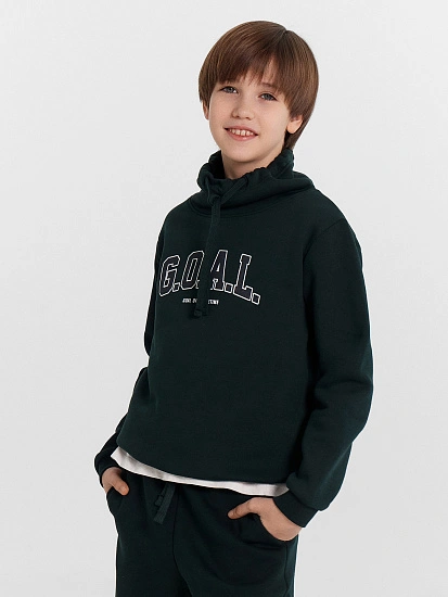 картинка Джемпер для мальчиков зеленый с принтом "G.O.A.L" от магазина одежды для мальчиков от бренда Mark Formelle