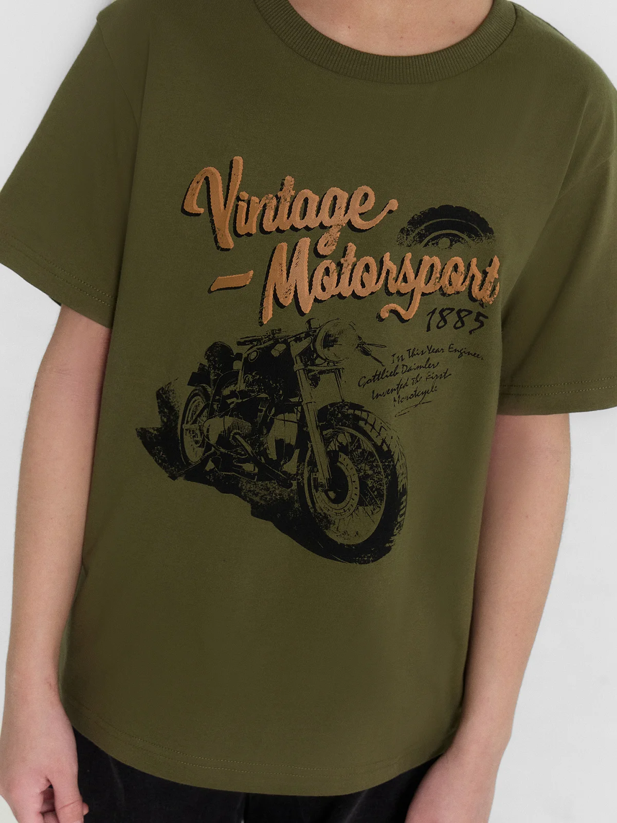 Футболка для мальчиков зеленая с принтом и надписью "Vintage motosport" - 6