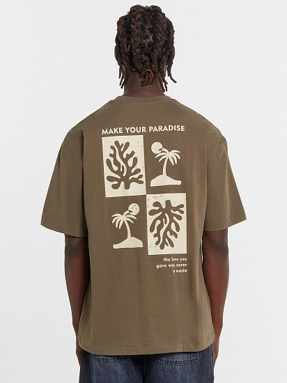 картинка Футболка мужская хаки с принтом и надписью "the love your gave" от магазина мужской одежды Mark Formelle