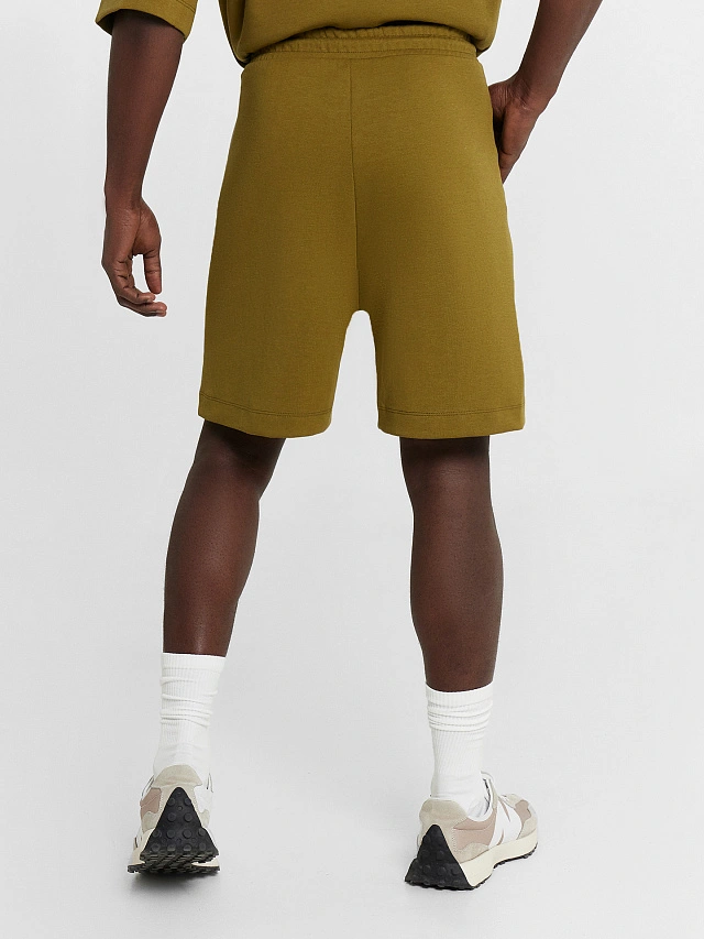 Комплект мужской хаки: футболка и шорты - 5