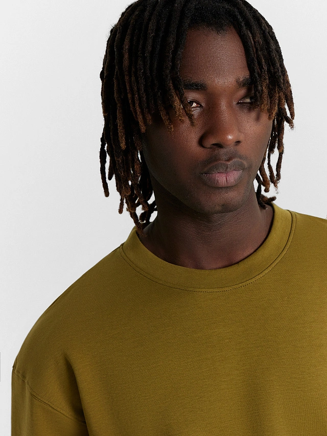 Комплект мужской хаки: футболка и шорты - 6