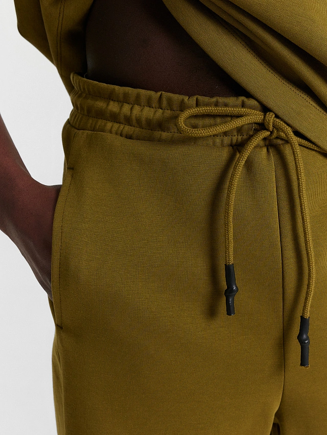 Комплект мужской хаки: футболка и шорты - 7