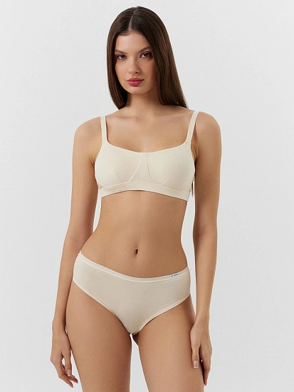 картинка Трусы слипы женские кремовые от магазина стильной одежды Mark Formelle