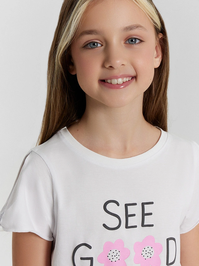 Блузка для девочек белая с принтом и надписью "see good in all things" - 7