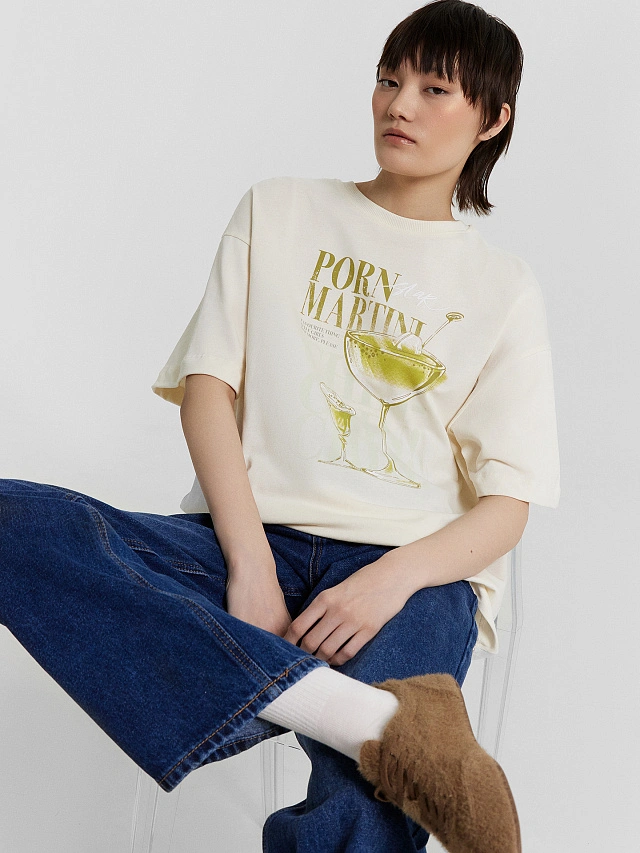 Футболка женская бежевая с принтом "Martini" - 6