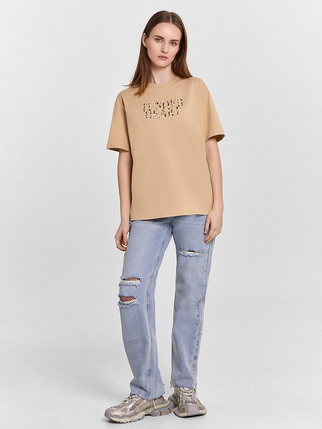 Футболка женская бежевая с надписью "tender heart" - 3