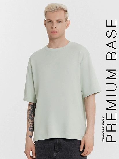 картинка Футболка мужская голубая оверсайз от магазина мужской одежды Mark Formelle