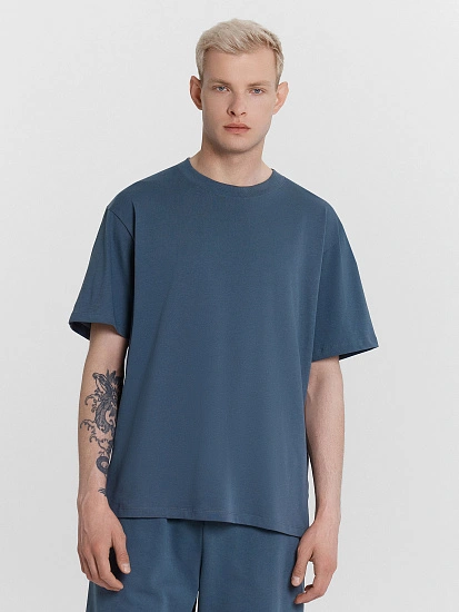 картинка Футболка мужская синяя  от магазина мужской одежды Mark Formelle