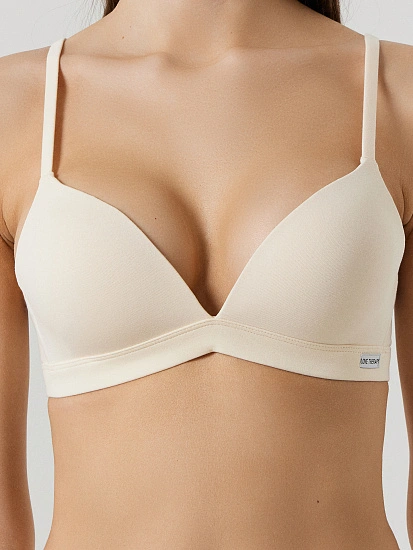картинка Бюстгальтер женский кремовый  от магазина стильной одежды Mark Formelle