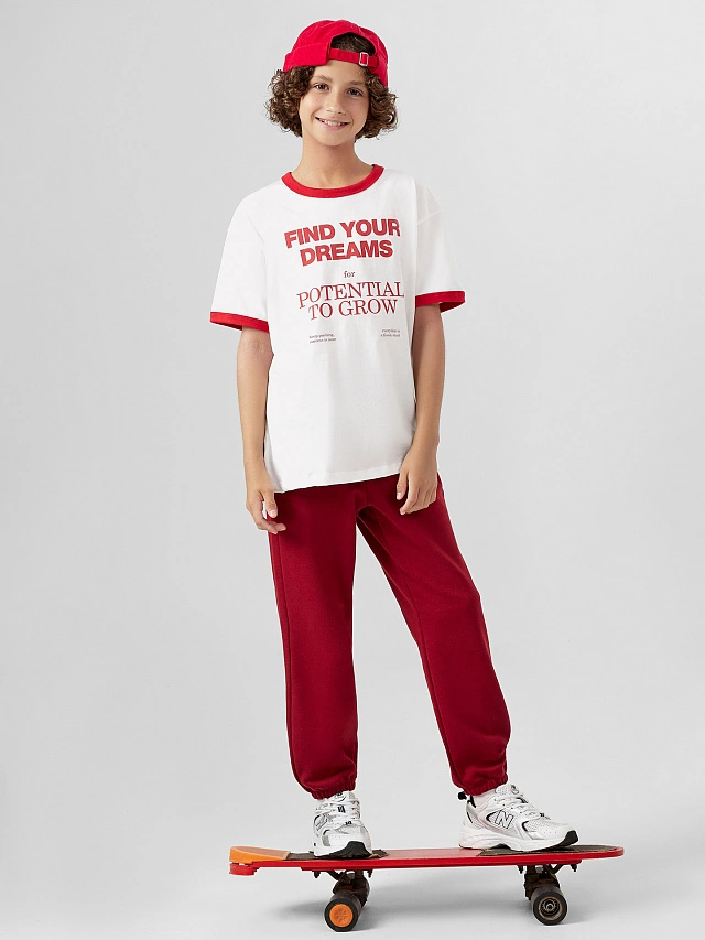 Футболка для мальчиков белая с надписью "Find your dreams" - 9