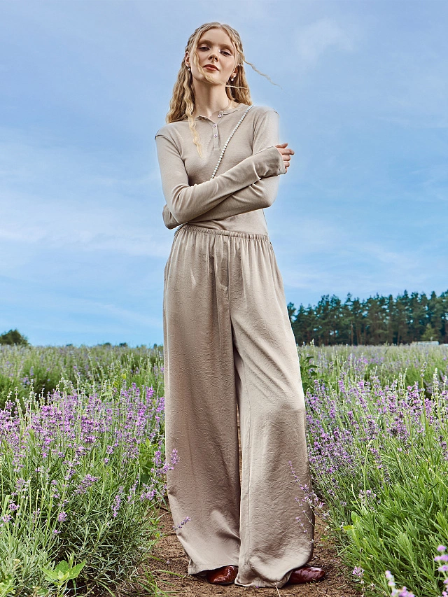 Брюки женские бежевые - 2